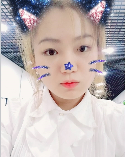 秀人网-母犬张佳慧极品反差女孩