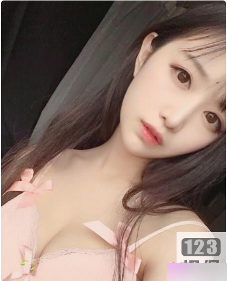 微博网红《小鹿鹿》精选cos图集加劲爆视频