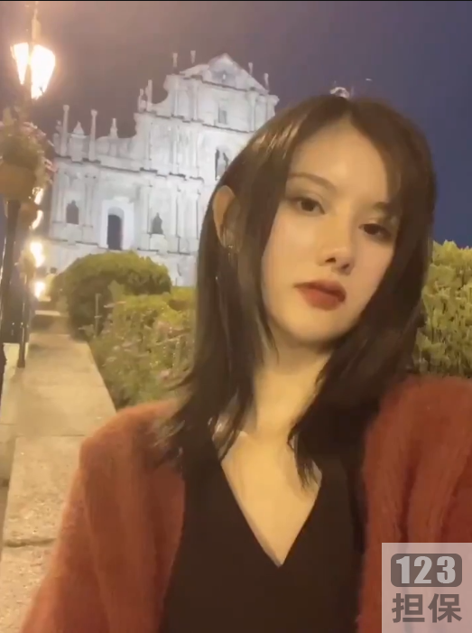 高颜值网红（阿朱啊）COS王者荣耀一部