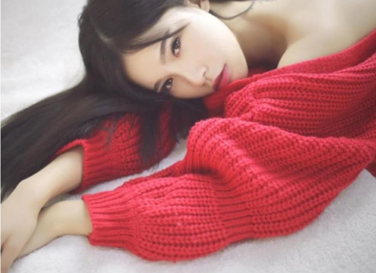 微博红人火爆合集：兔牙萌萌，诱惑无限！