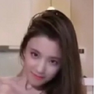 时尚更衣室和舒适试衣间，为您提供方便快捷的换衣体验