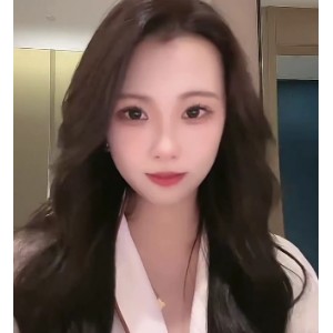 疯狂抖音新篇：大哥玩崩溃了，美女真容，121V+2.2G