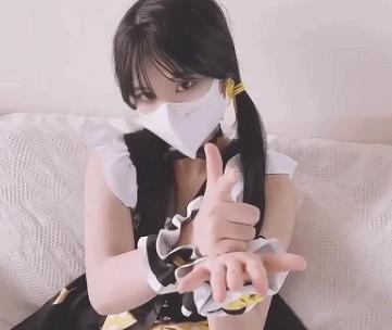 萌妹摄影师圈套，光“阴”某处中途退出