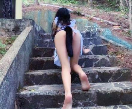 FSS冯珊珊的室外挑战,包含主人的任务、P站和OnlyFans的全合集