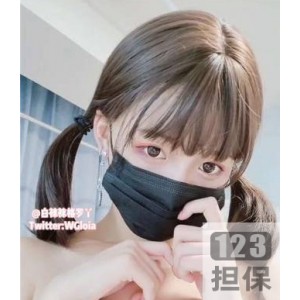 白袜袜、格罗丫和书记舞