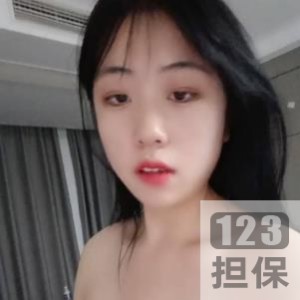 超级胸的00后女主播敢露敢做