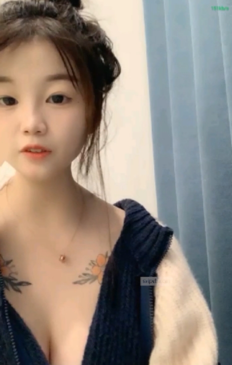 童颜大罩杯小仙女可可baby高清露脸视频5.88G