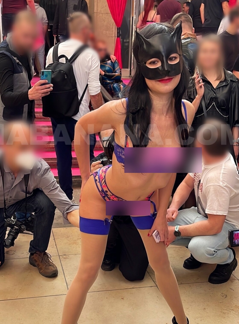 miabanana：魅力无限，84部视频53.7g