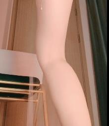 高C-P自拍视频剪辑：小萝18分钟高能P潮画面