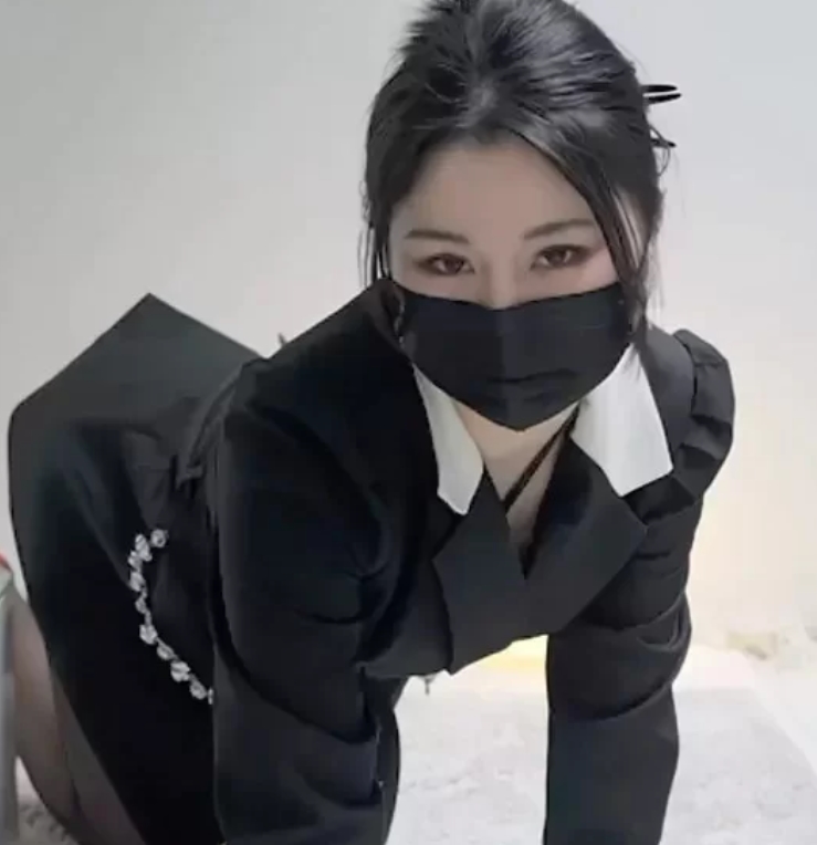 娜娜nana合集NVNP+317G百度盘补失效转载搬运