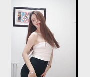 动感S舞《无虞2》：5.3G视频，小伙伴共舞，颜值身材俱佳，漏N子出彩