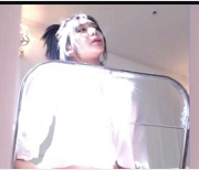 徐婉私拍视频-大球尤物展示车灯黑下载