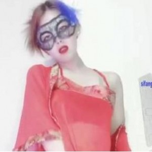 快手火辣妹子艾米超爽自娱自乐L舞的超级合集