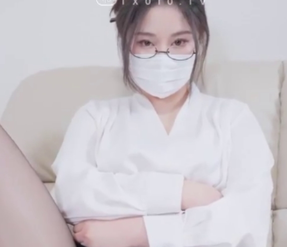 优质光“阴”娜娜老师教小处男，某处解压方式，1v+428m视频