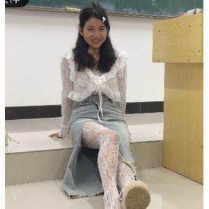 初夏女神点点牛仔裙白丝网袜美腿120P1V1.65G百度云资源下载