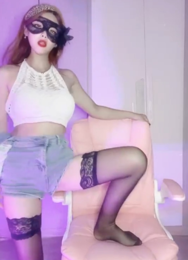 火辣艾米定制热舞有尺度合集，77V+5.73GB，百度盘