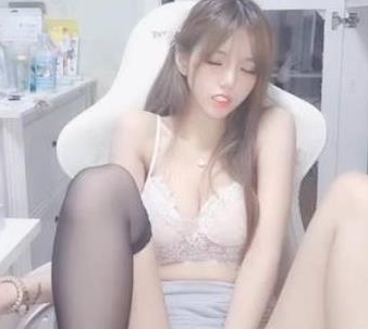 社保达人陈意涵：半糖颜值主播墨染视频合集