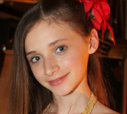 可爱妹子CandydollAliceL合集：15套照片+22个视频，泳装观赏绘画参考，气质真的