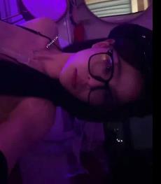 短视频女神B&M全记录：S~浪风格火爆，棒棒糖身材颜值在线