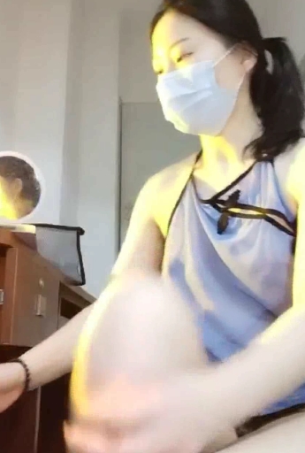 粉色小骚包自娱自乐直播3场3V5.9G，百度盘分享