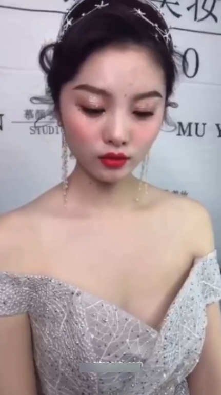 反差美女主播展示视频大放送！116V，2.13G，百度盘永久链接