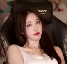 轩子巨2兔双兔治疗失猛娆福利篇限量登场！少妇装黑白丝袜高能提醒！转载搬运百度盘福利篇！