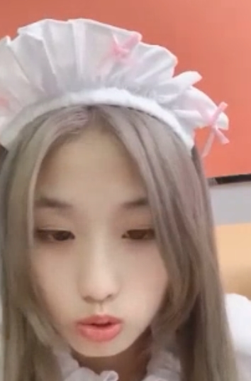 清纯妹子直播自娱自乐+互动合集67V22G，校园学妹自娱自乐互动百度盘转载