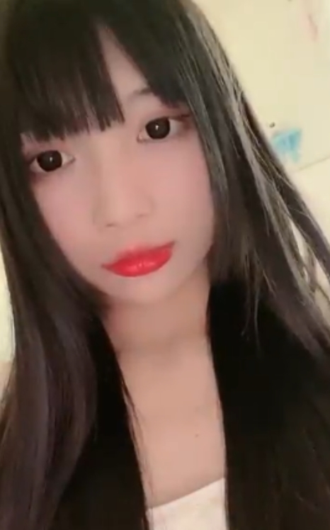 窈窕淑女主播38V:半糖女神自购福利视频1.01GB,时长01:45:31,声音动听