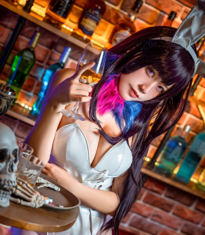 一笑芳香沁38套合集：115四人游高清图片+15V视频，7.95G百度云资源