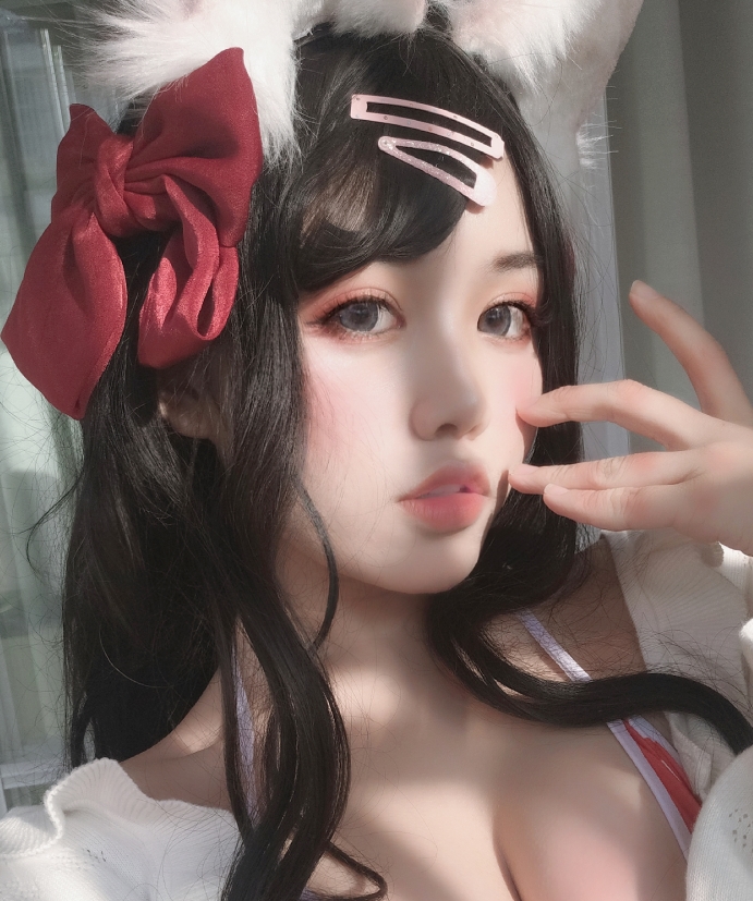 一笑芳香沁38套合集：115四人游高清图片+15V视频，7.95G百度云资源