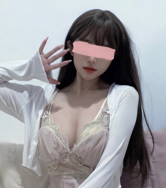 小粥私拍举牌定制，收藏213，百度ED2K热播