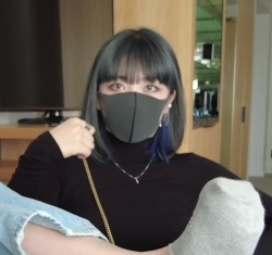 香港玩偶姐姐：申精合集，试吃视频10.44G，总31G，度盘下载