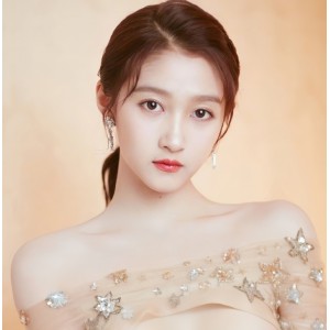 AI明星杂志：娜扎、杨幂、宋轶等五位明星125页视频1G，百度盘存储