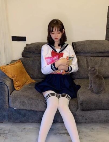 快手人气女神小李老师辣舞合集,十款视频尽显舞蹈魅力