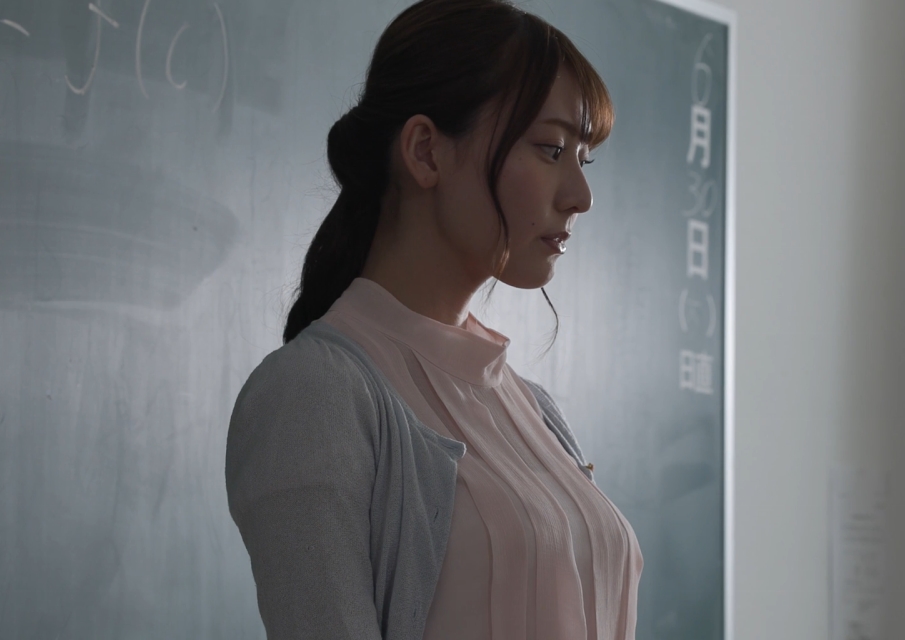 周杰伦教师自行打包丝袜合集,5000查看抽100币,上不封顶,5V+28G,百度盘大放送