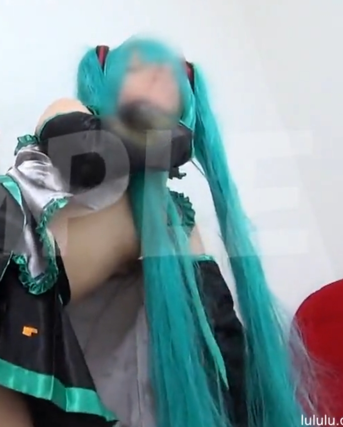 《50部50G！日本cos小姐姐精彩合集，双角度拍摄，各种风格应有尽有！》