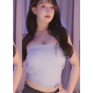 米娜大摆锤合集：大白兔诱惑顶级表演，03:10:49视频全收录