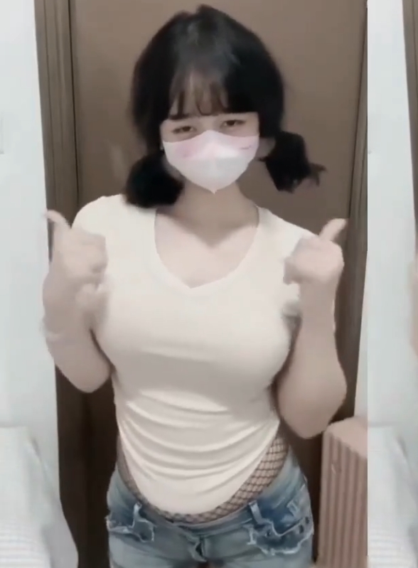 网红AI脱衣热舞对比视频大揭秘！30v+147.65MB