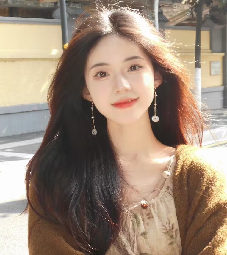 小柔：AI网红视频大放送，涉及去衣话题，百度盘转载数量众多