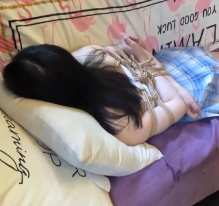 限时特惠193g绳艺炮击合集：绳精病热爱者必备，视频数量庞大！