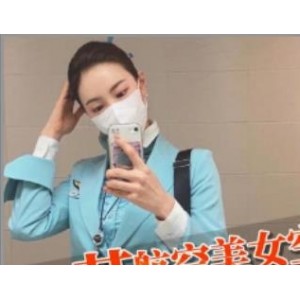时长为20分钟，介绍了一位车模和一位空姐。这两个视频都非常值得一看，无论是对于喜欢车模和空姐的人，还是对于对食品行业有所了解的人都是一次难得的学习和娱乐之旅。重磅推荐糖心J先生两部车模+空姐，让你了解美丽的同时还能了解食品行业的真相。
