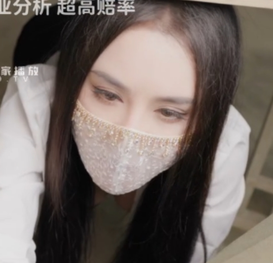 香艳御姐加奈学姐7v30.3g：百度ED2K下载，西野加奈风格，情感真挚