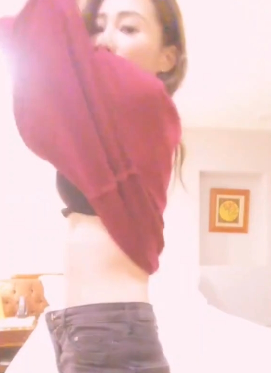 集48v8.75g是一部充满趣味和笑点的视频合集，适合收藏和分享。