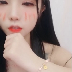 糖糖儿与糖儿小迷迷魅力无限，111.8g视频合集带你尽情享受！