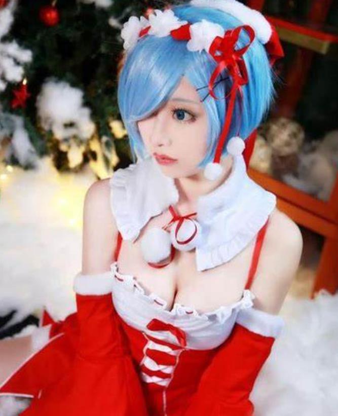 自然可爱，商场中的优雅大方，每一帧都散发着迷人的魅力。这个资源合集是完整版的，而且还是免费的哦！快来下载这个24GB的合集，一睹押尾猫的风采吧！