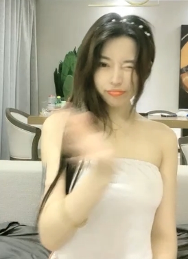 大球女神小雅醉酒自嗨全程视频4.02GB