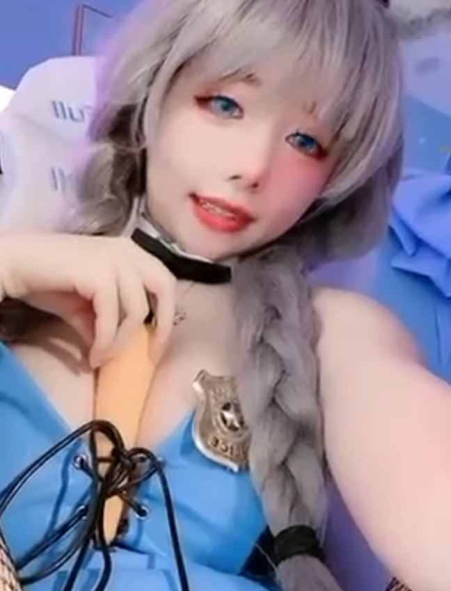 抖音网红佳佳拖把作品福利5.8g,百度ED2K收cang+du家视频