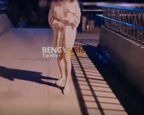 真实情侣档VIP作品完整合集：阿崩娇妻互动直播，5.38G高情绪尺度指教，金主指挥室外挑战，绅士们快来下载学习！