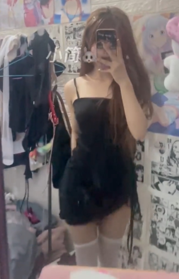 简大福利姬热舞合集：58P+291V，5.1G视频分享