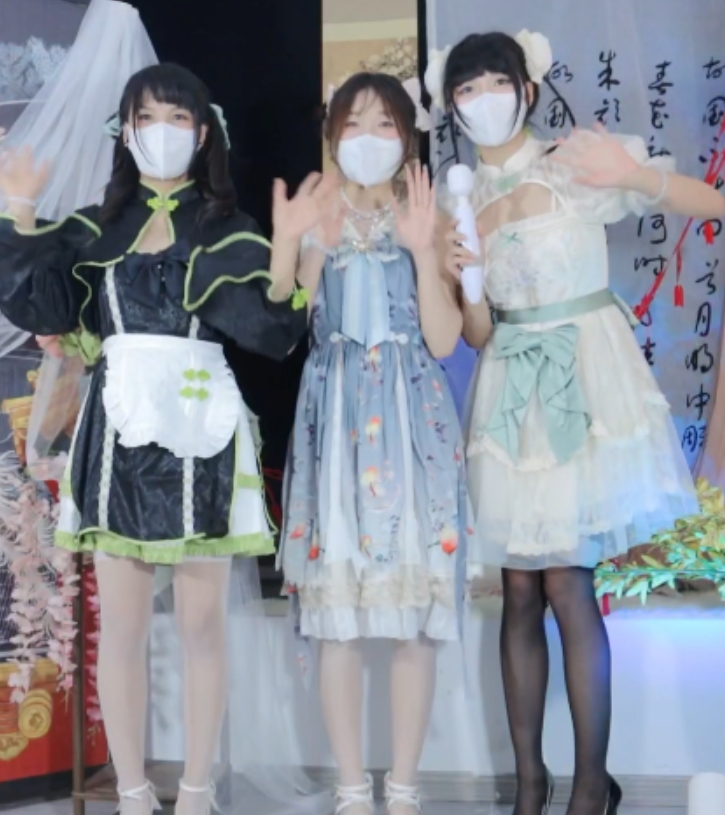 简大福利姬热舞合集：58P+291V，5.1G视频分享